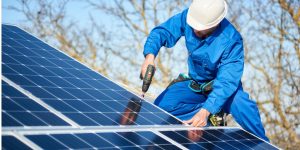 Installation Maintenance Panneaux Solaires Photovoltaïques à Esmery-Hallon